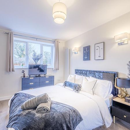 West Residence Bromley Ngoại thất bức ảnh
