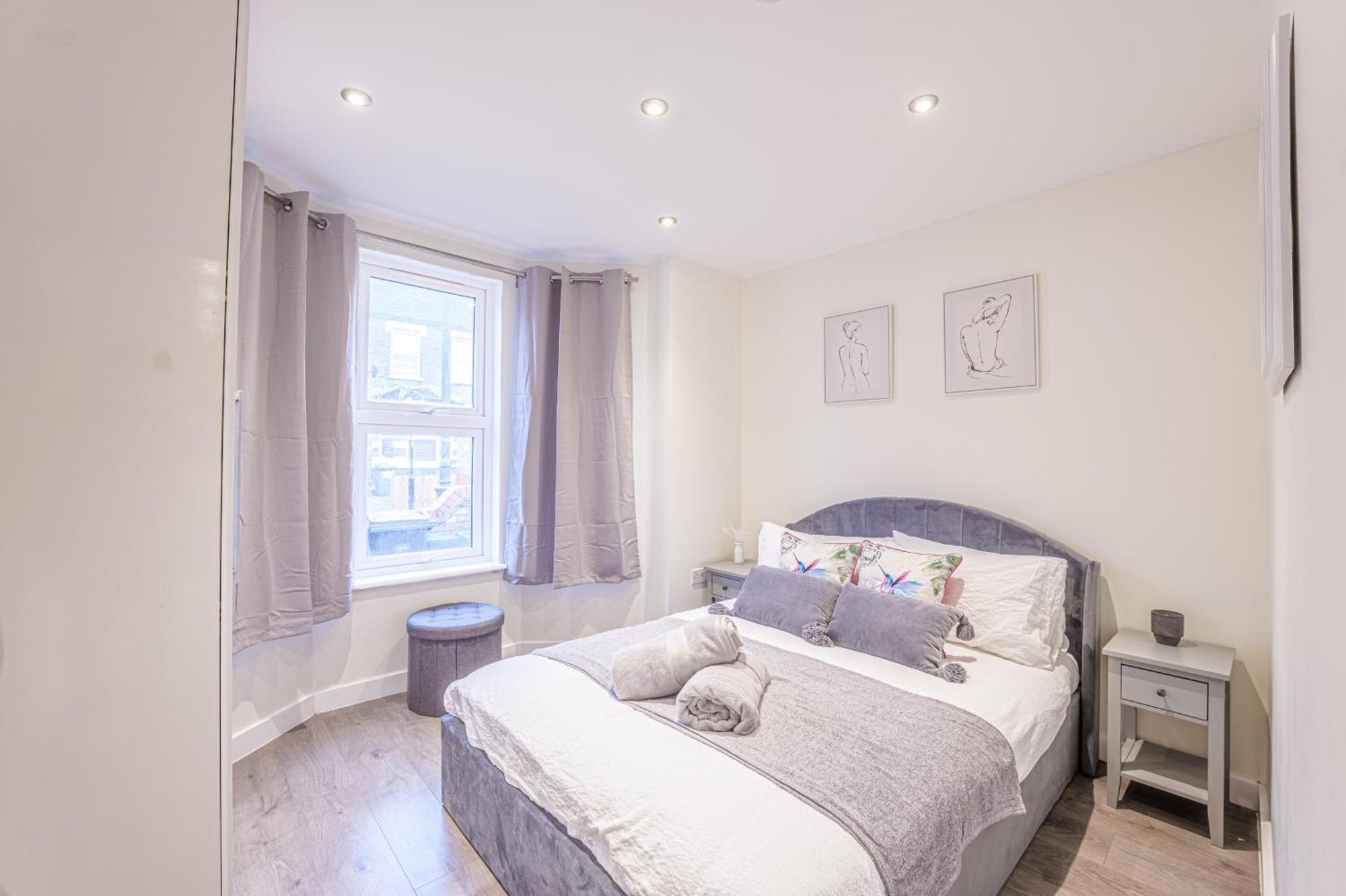 West Residence Bromley Ngoại thất bức ảnh