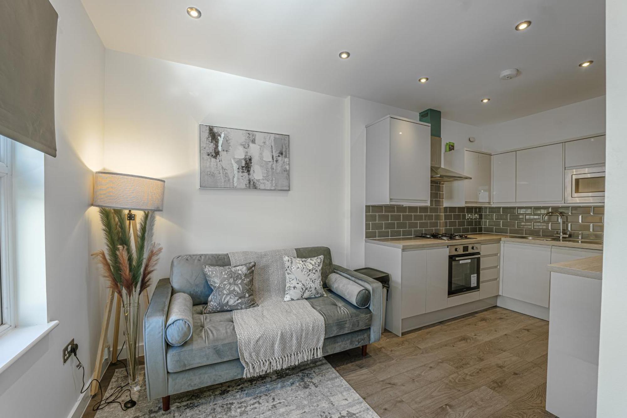 West Residence Bromley Ngoại thất bức ảnh