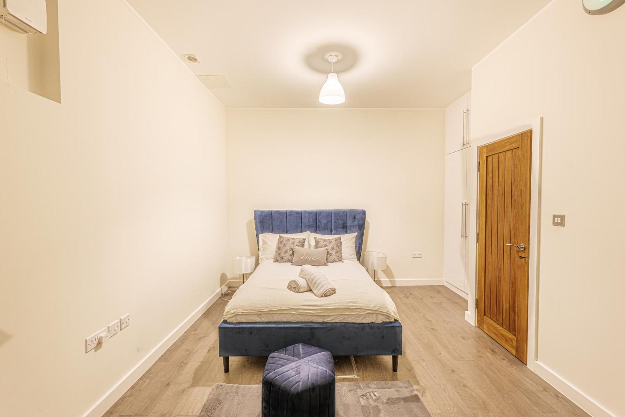 West Residence Bromley Ngoại thất bức ảnh