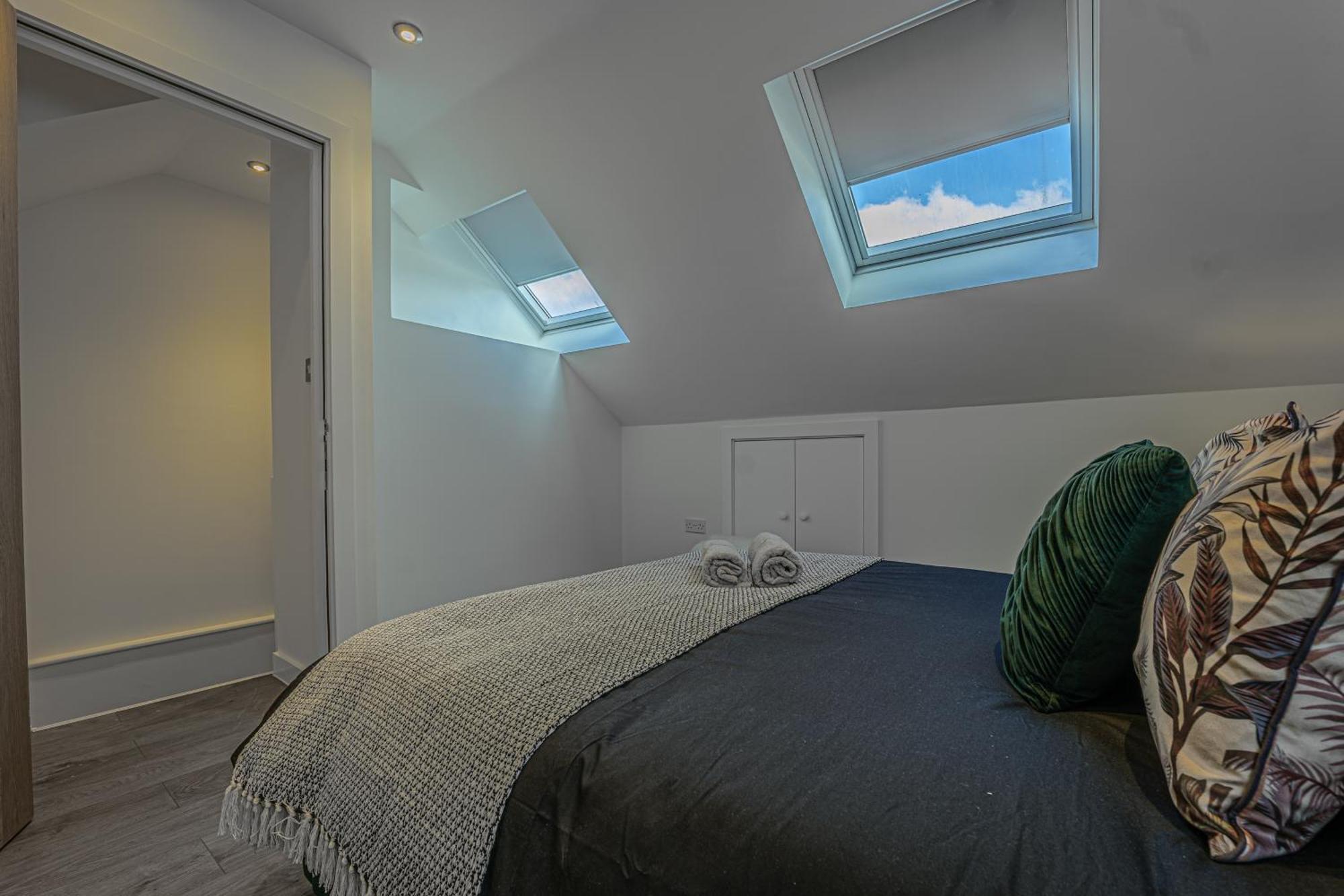 West Residence Bromley Ngoại thất bức ảnh